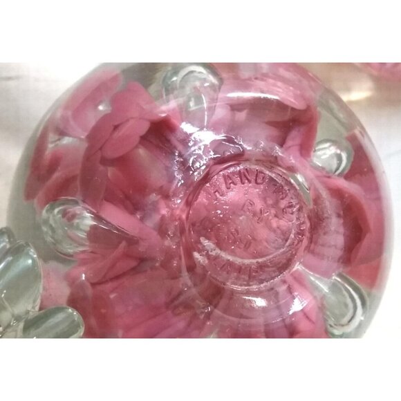 1973 St Clair Pink Flower Controlled Bubble Glass Candleholder Paperweight NOS - Picture 2 of 3